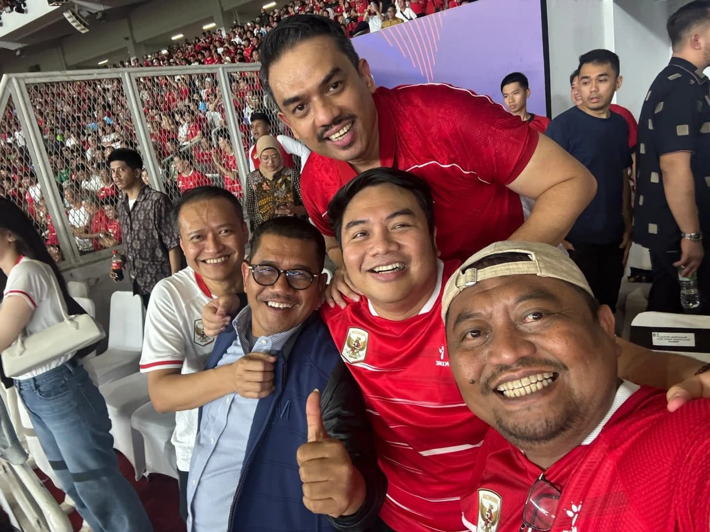 Azis Subekti Anggota DPR RI Fraksi Gerindra menyaksikan pertandingan Timnas Indonesia di Gelora Bung Karno GBK